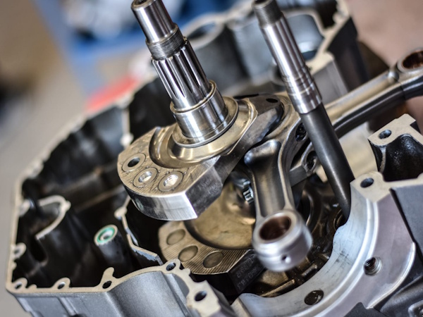 motore hypermotard ducati in officina aviorace a vignola (MO)